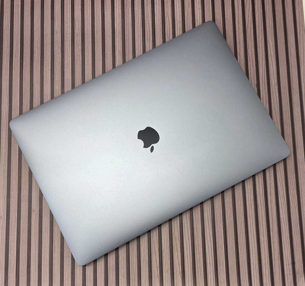 Ноутбук Apple MacBook Pro 16" space gray  2019 -  i7/16/512