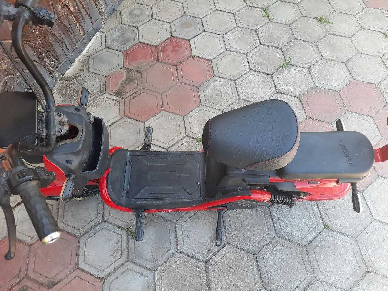 Електроскутер FADA