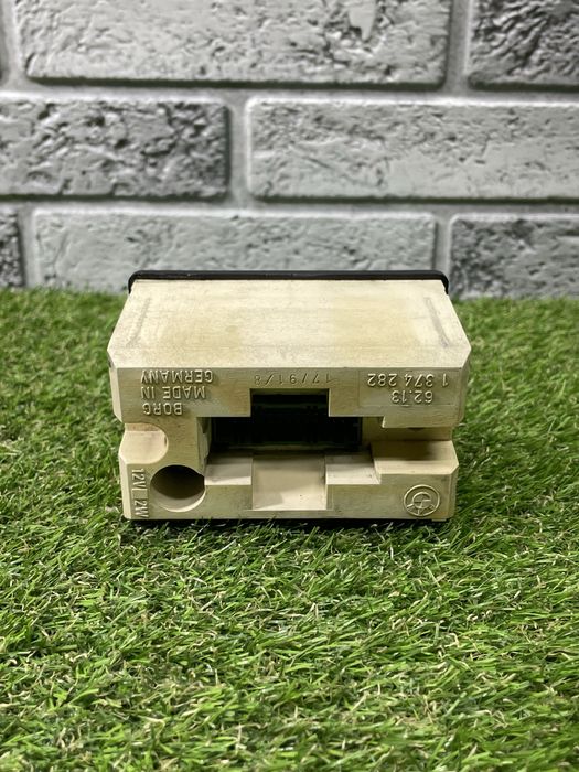 Часи BMW E34 Код:183