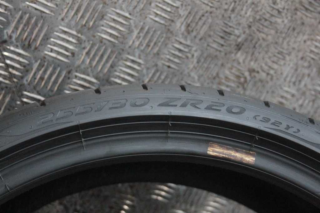 255/30/20 Pirelli P Zero 255/30 R20 92Y XL 2022r