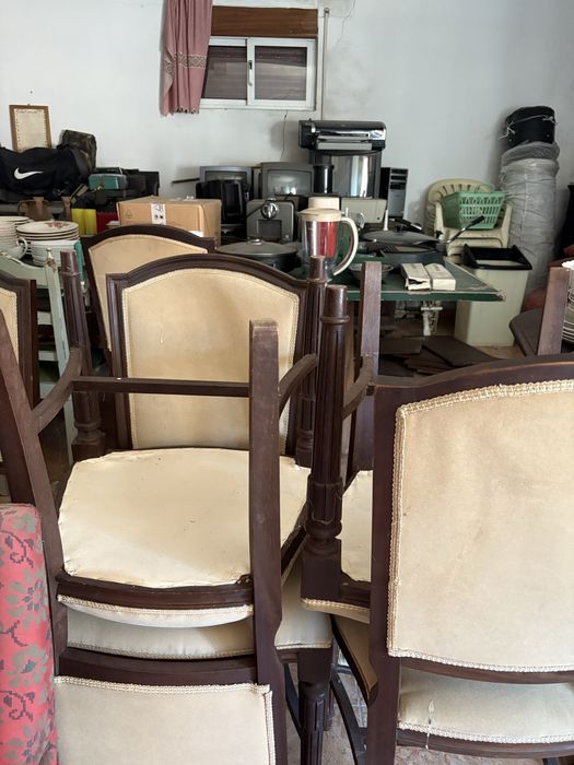 Mesa em madeira de sala de jantar