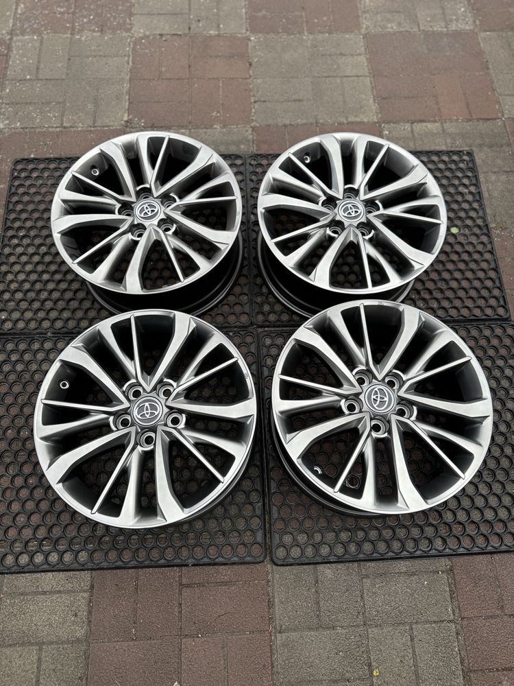 диски оригінал Toyota camry 70 avalon rav4 lexus es is gs 5x114,3 R17