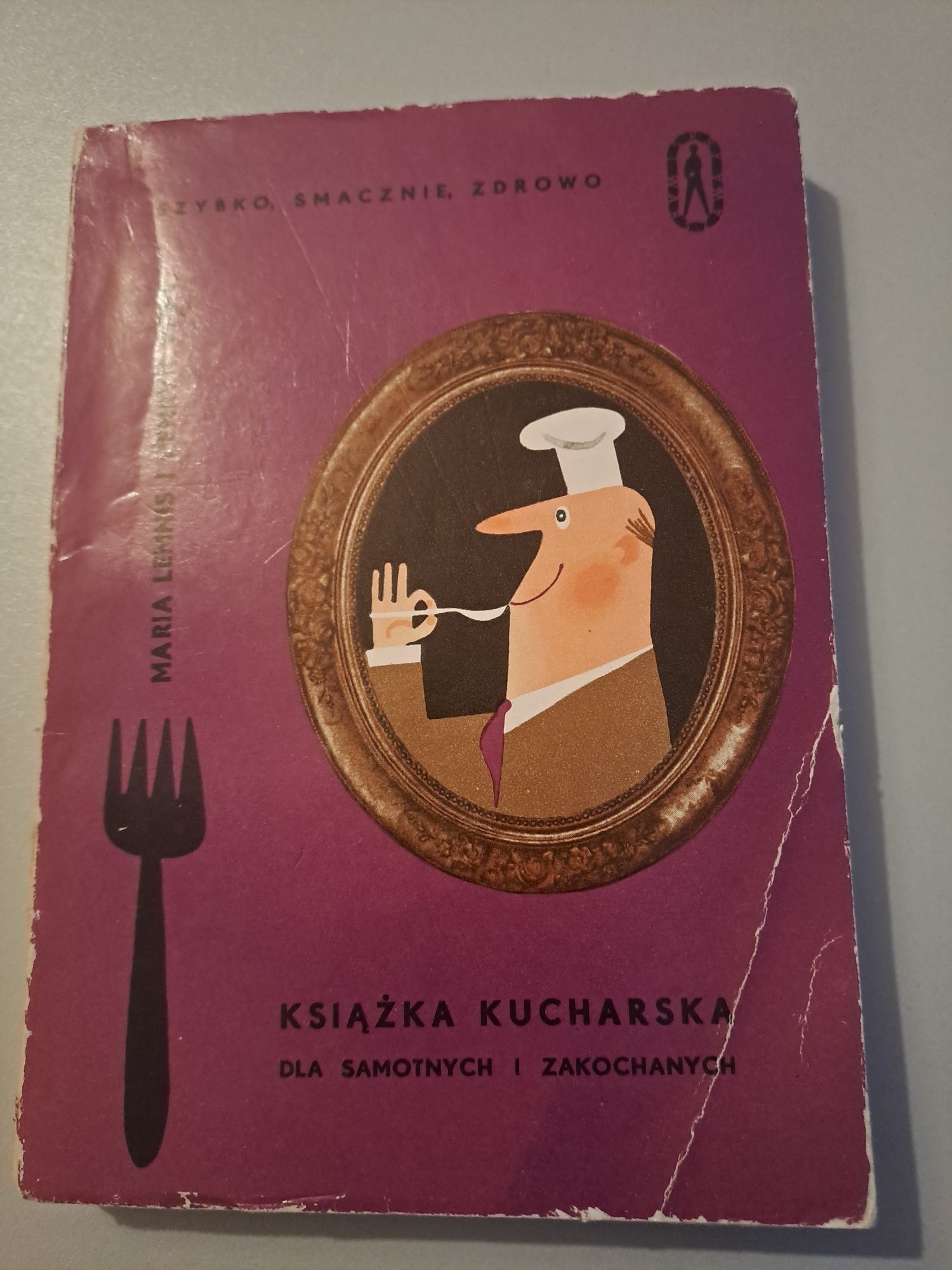 Książka kucharska dla samotnych i zakochanych