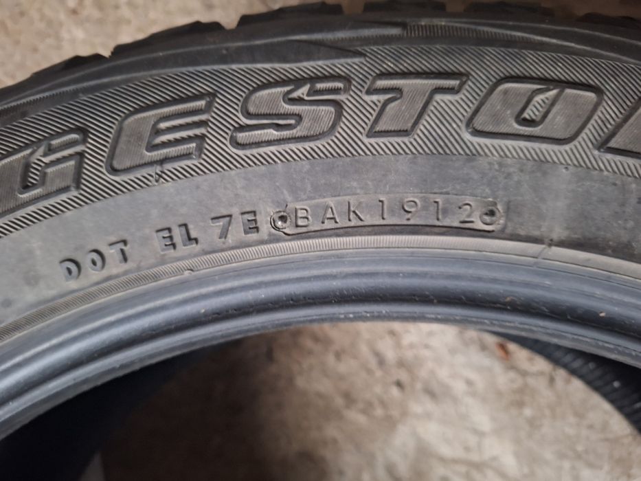 Bridgestone blizzak dm-v1 265/50 r20