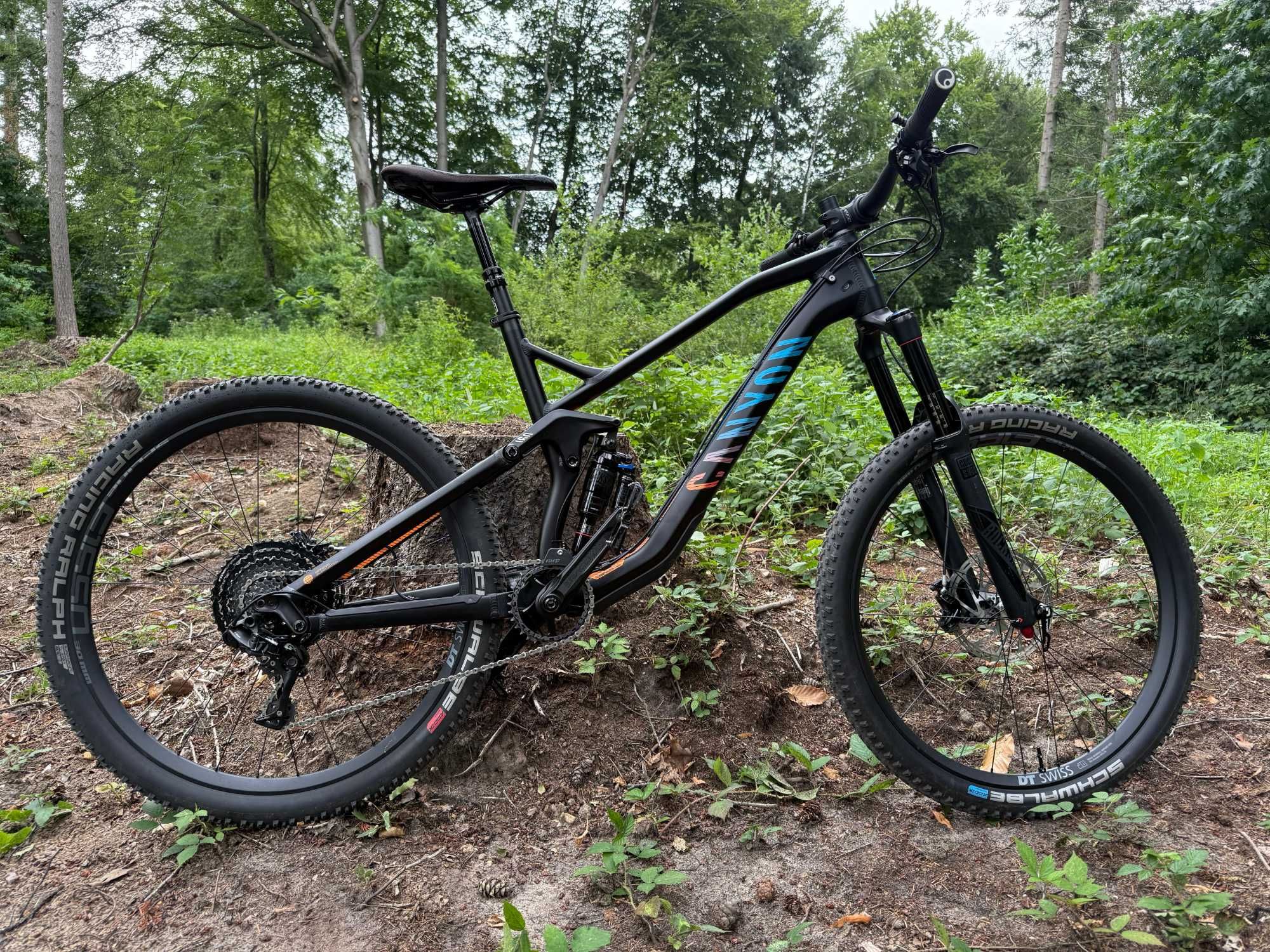 MTB Full Canyon Strive Al 5.0 Race 2017, rama L, kola 27,5