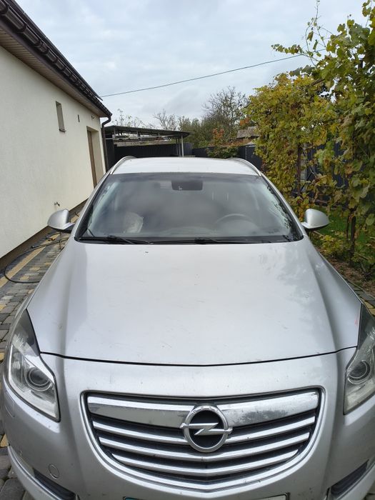 Opel Insignia після ДТП