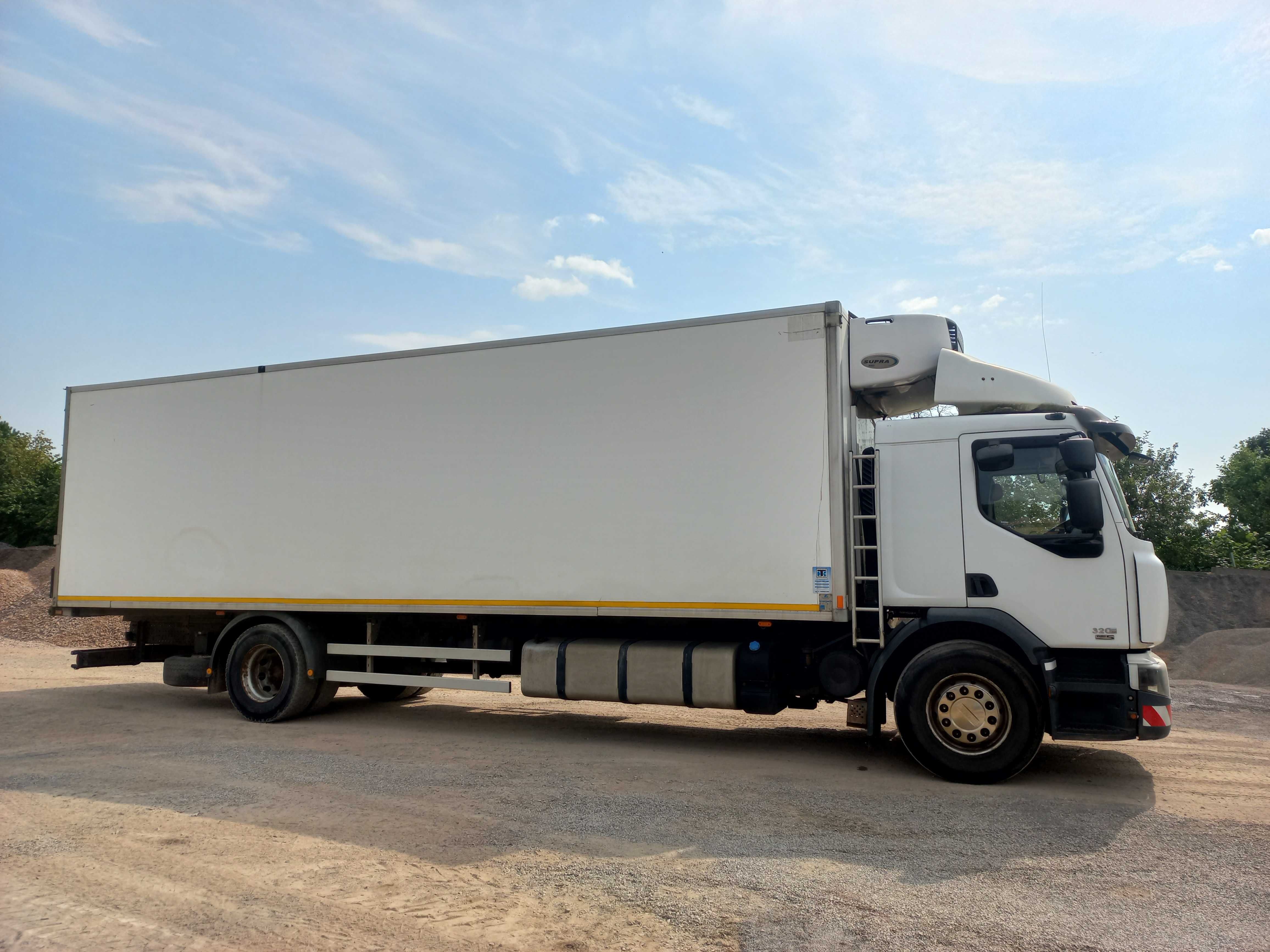 RENAULT Premium 320, 22 palety