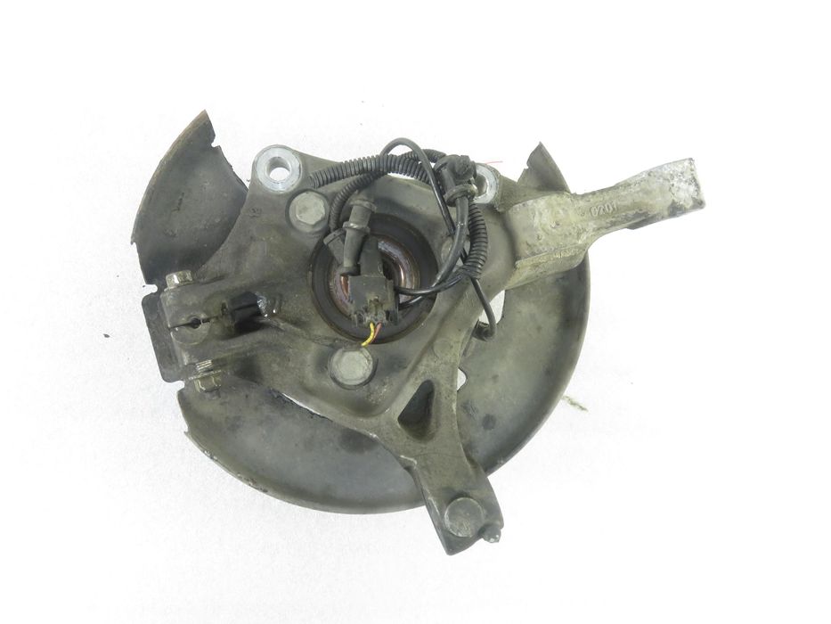 Zwrotnica Przednia Prawa Opel Zafira Tourer C 1.4