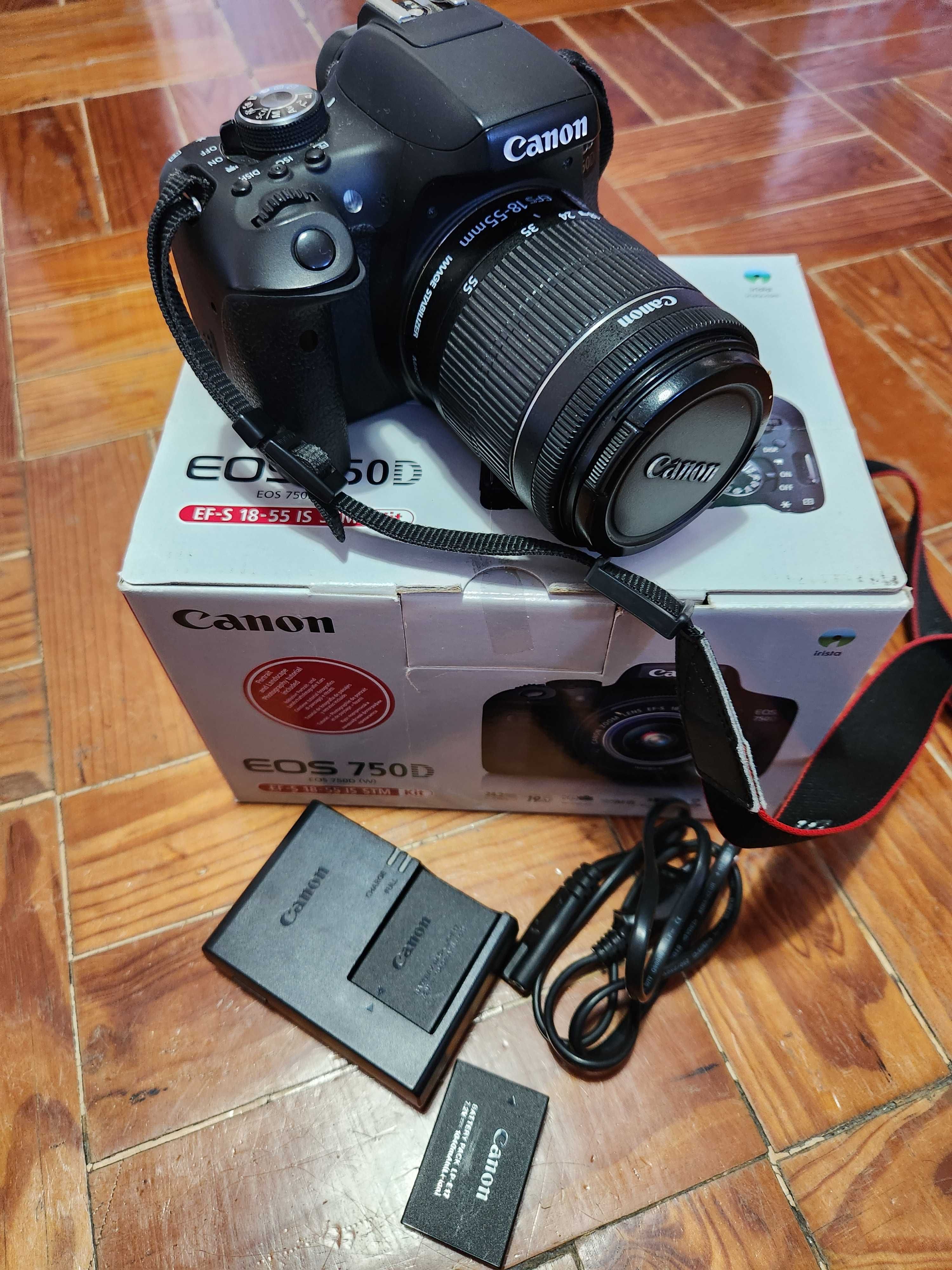 Maquina fotográfica Canon EOS750D