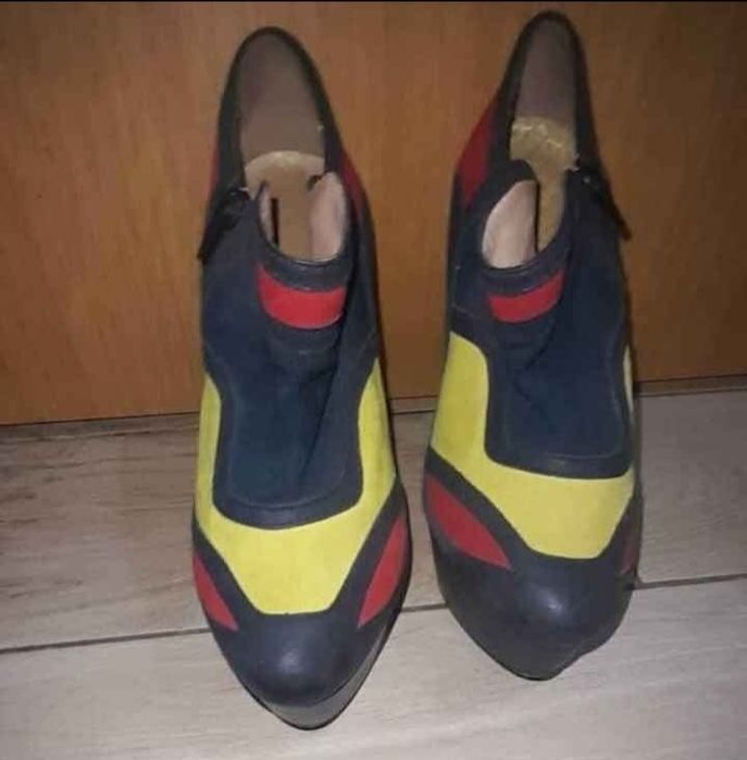 Botim original da marca sahoco n.39 usado bom estado