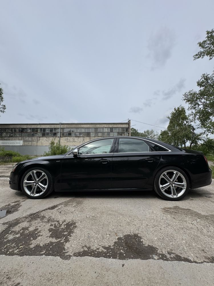 Audi s8 Bardzo mocno do inwestowane drugi właściciel
