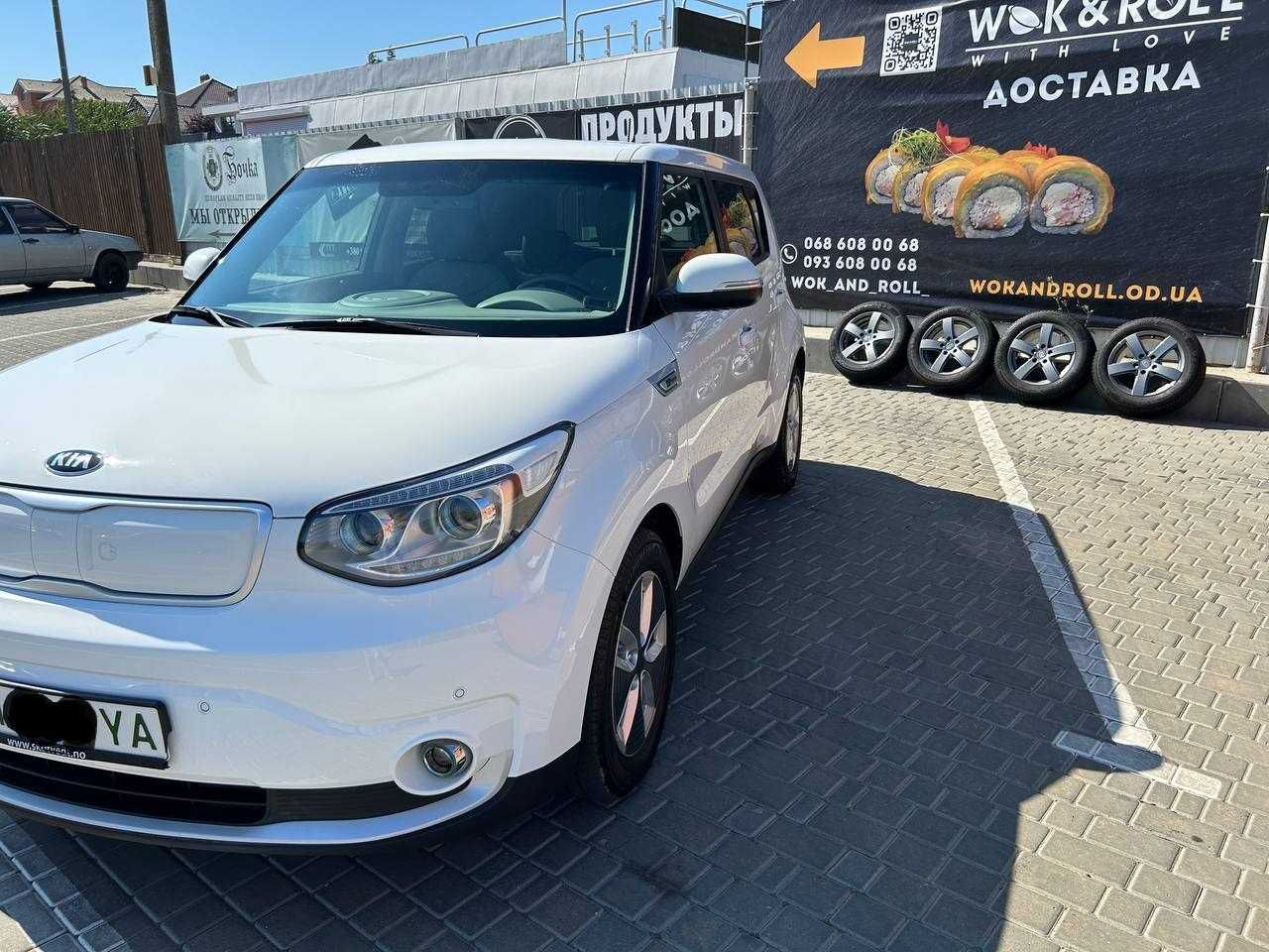 Продам KIA SOUL 2018 года, электро