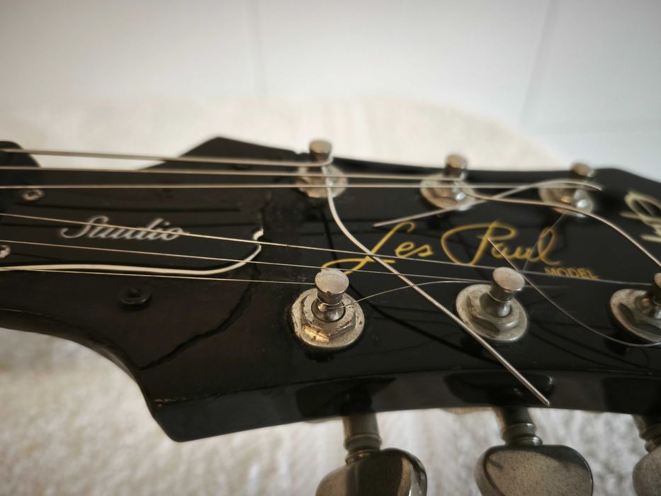 Epiphone Les Pauls Studio - Reparada