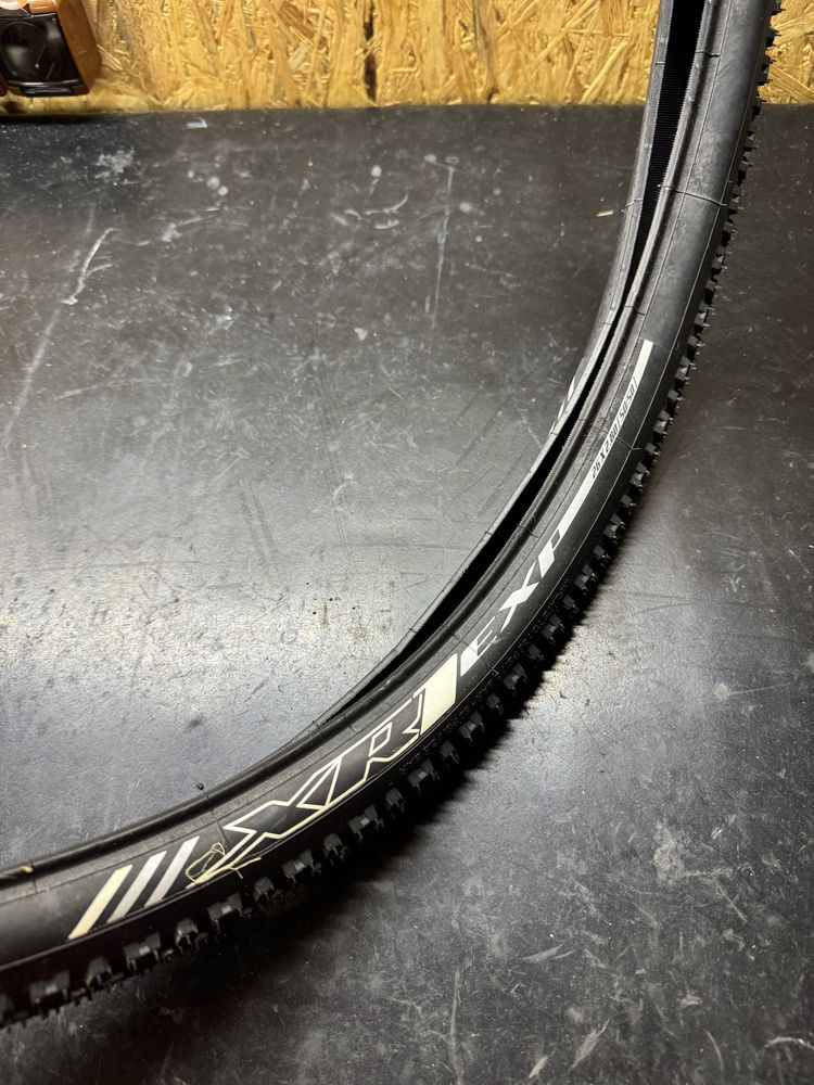 Opony bontrager xr1 team issue 26x2.00 zwijane