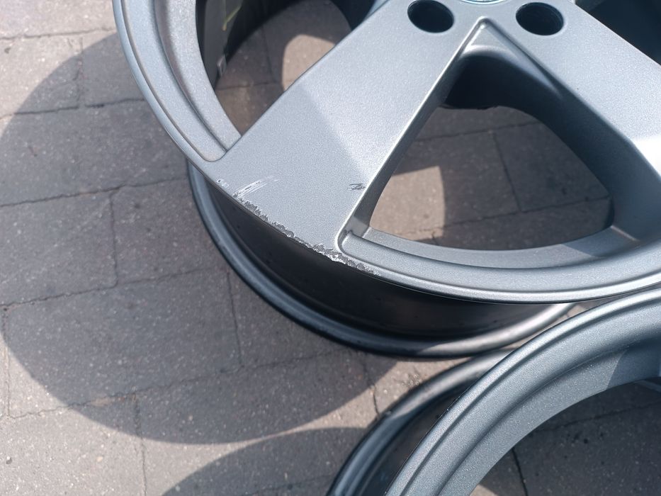Felgi Alu BMW 3 E36 E46 X3  Opel Insignia 5x120 ET42 7.5J17