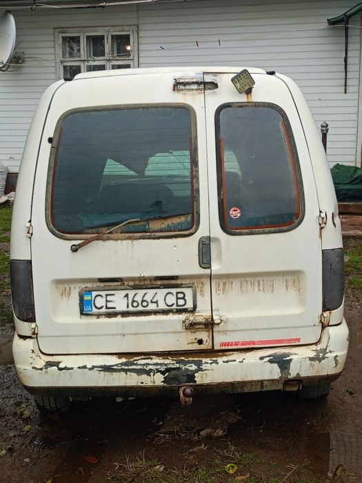 Машина Volkswagen Caddy II 1.9D Фургон (примерно 1995–2003 гг. выпуска