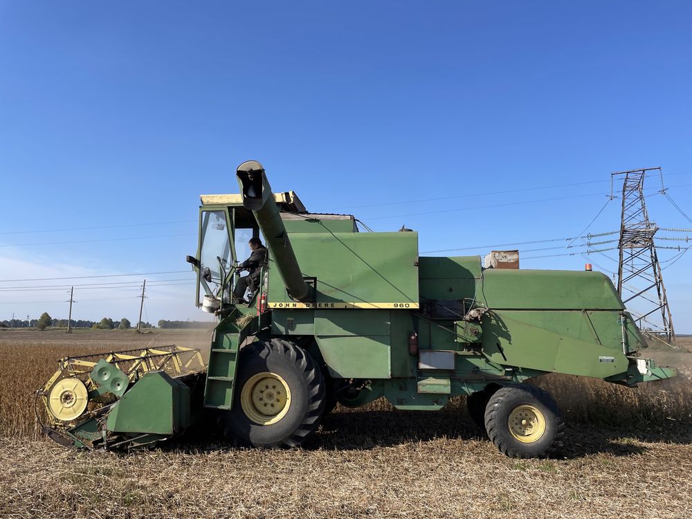 Продам JOHN DEERE 960