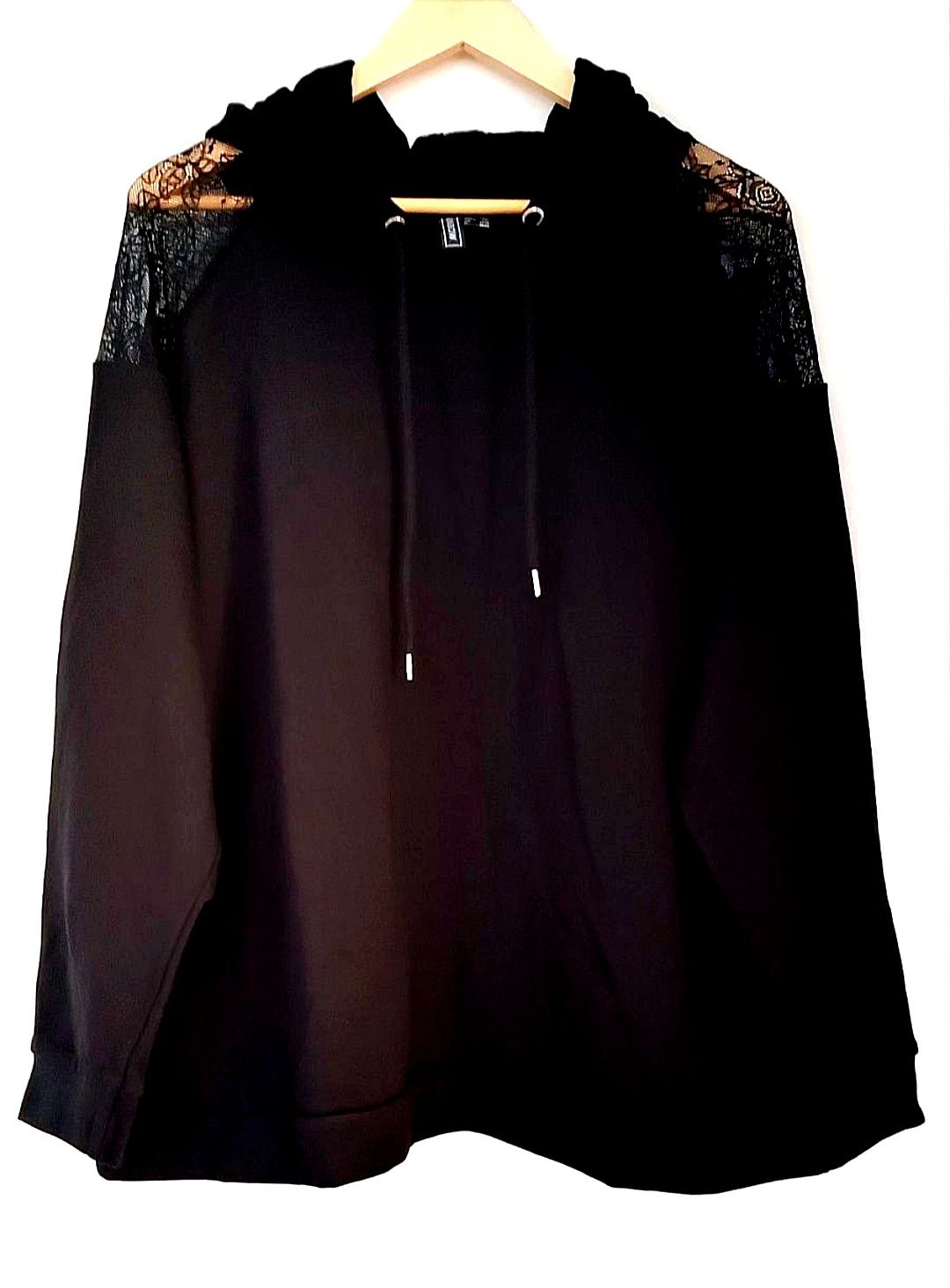 NOWA bluza r. 52/54 z koronką i kapturem - czarna/ 100 % bawełna