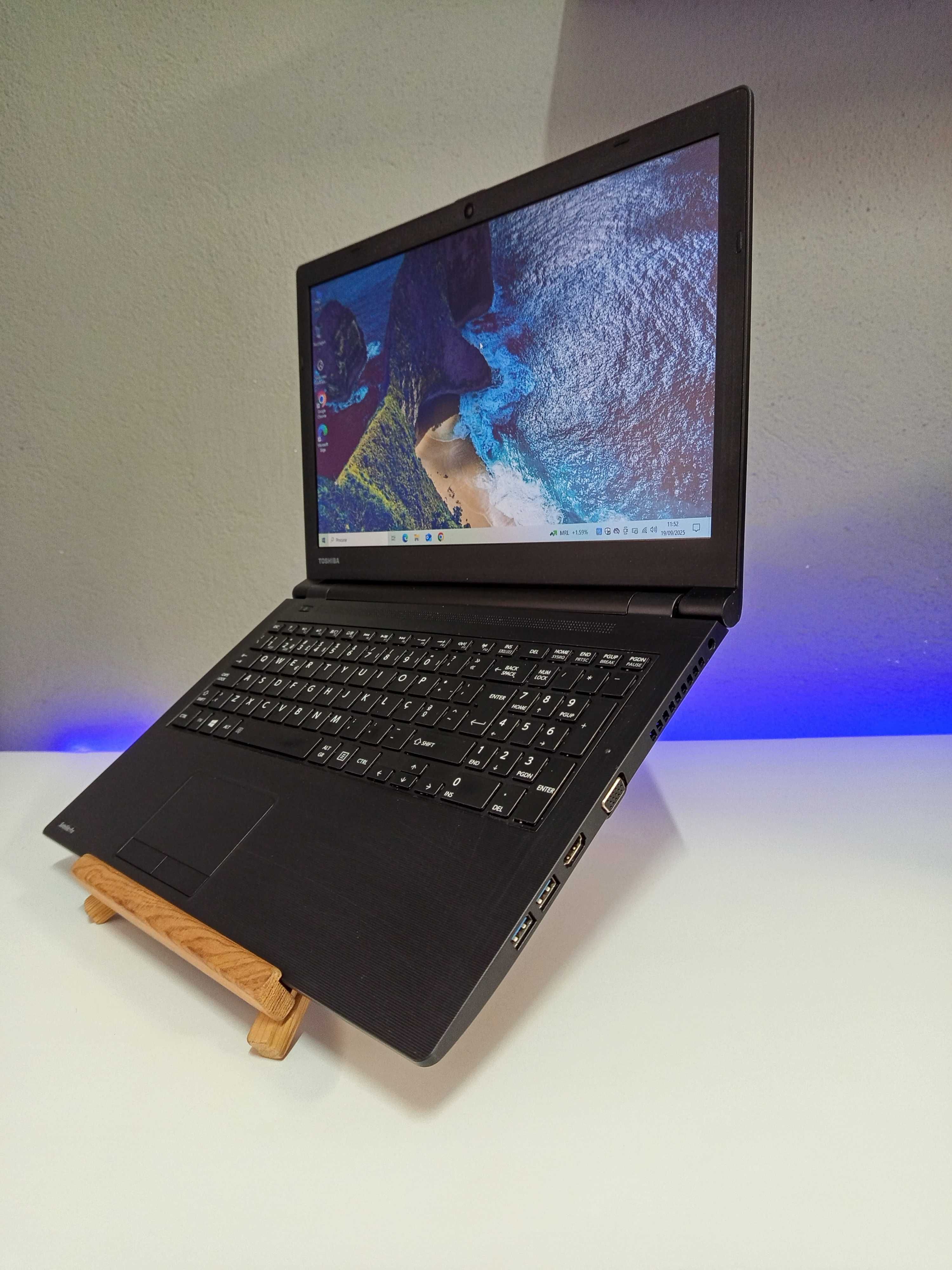Toshiba CORE i7 Ram 8GB SSD
