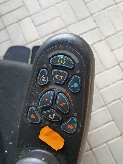 Wózek inwalidzki elektryczny Permobli C300 siedzisko 44 cm -4