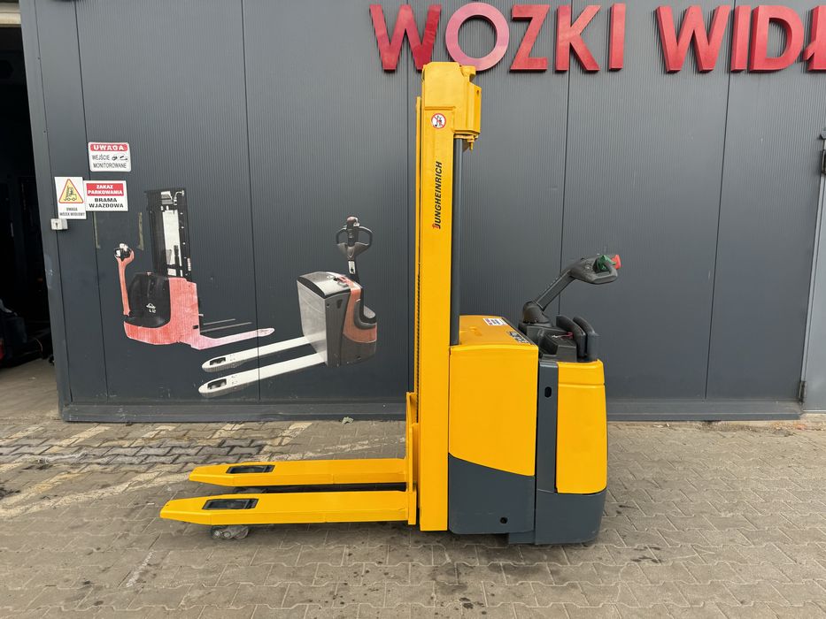 Paleciak elektryczny Jungheinrich 470 cm 1400 kg ERC Z 14 wózek