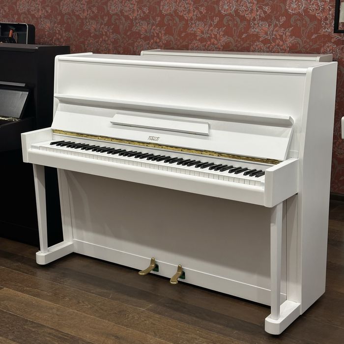 Піаніно біле, піаніно коричневе weinbach, піаніно чорне.