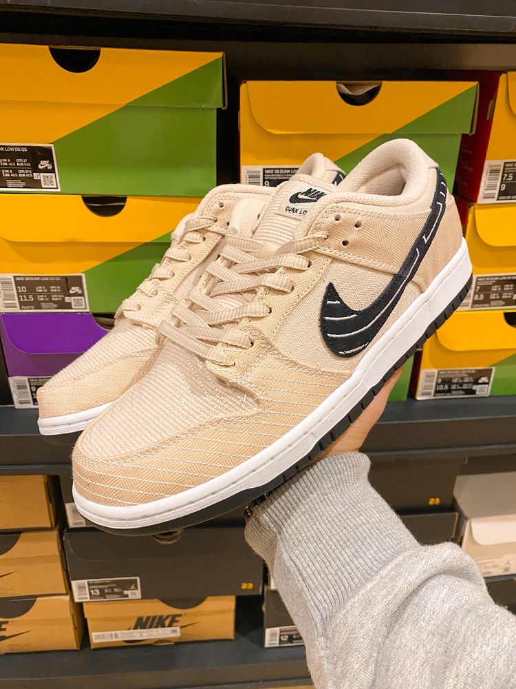 Nike SB Dunk Low Albino & Preto - 44.5 / 45 / 46