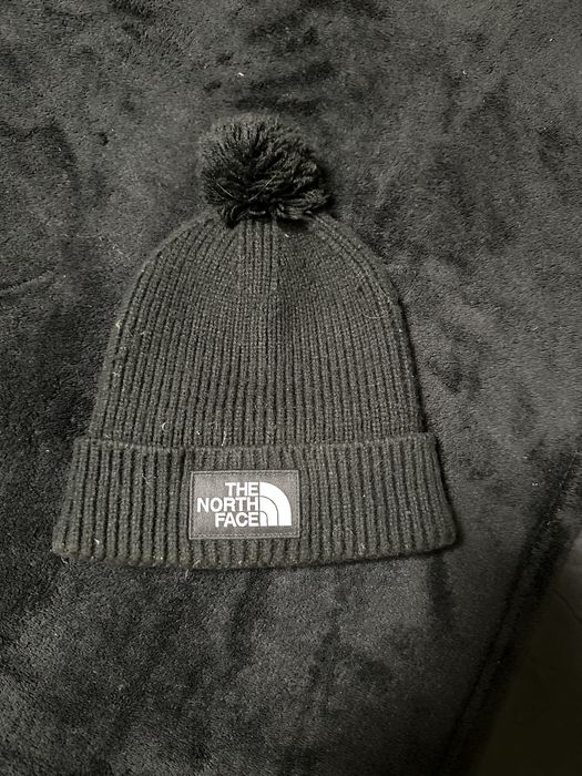 czapka z pomponem the north face