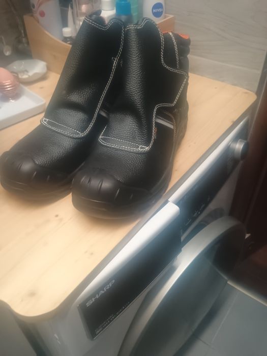 Buty spawalnicze 44 osobisty lub wysyłka OLX