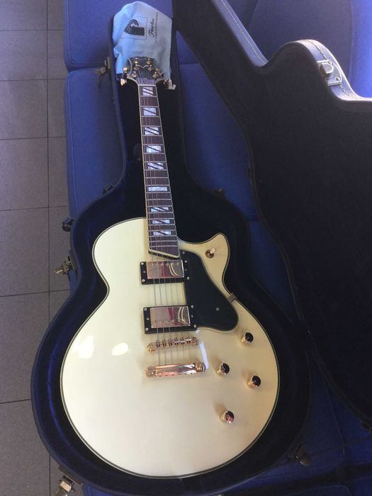 guitarra Peerless la Muse NA