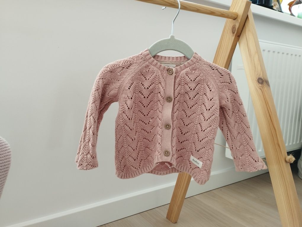 Śliczny sweterek /sweterki dla dziewczynki 5 szt. r. 74 m.in. newbie m