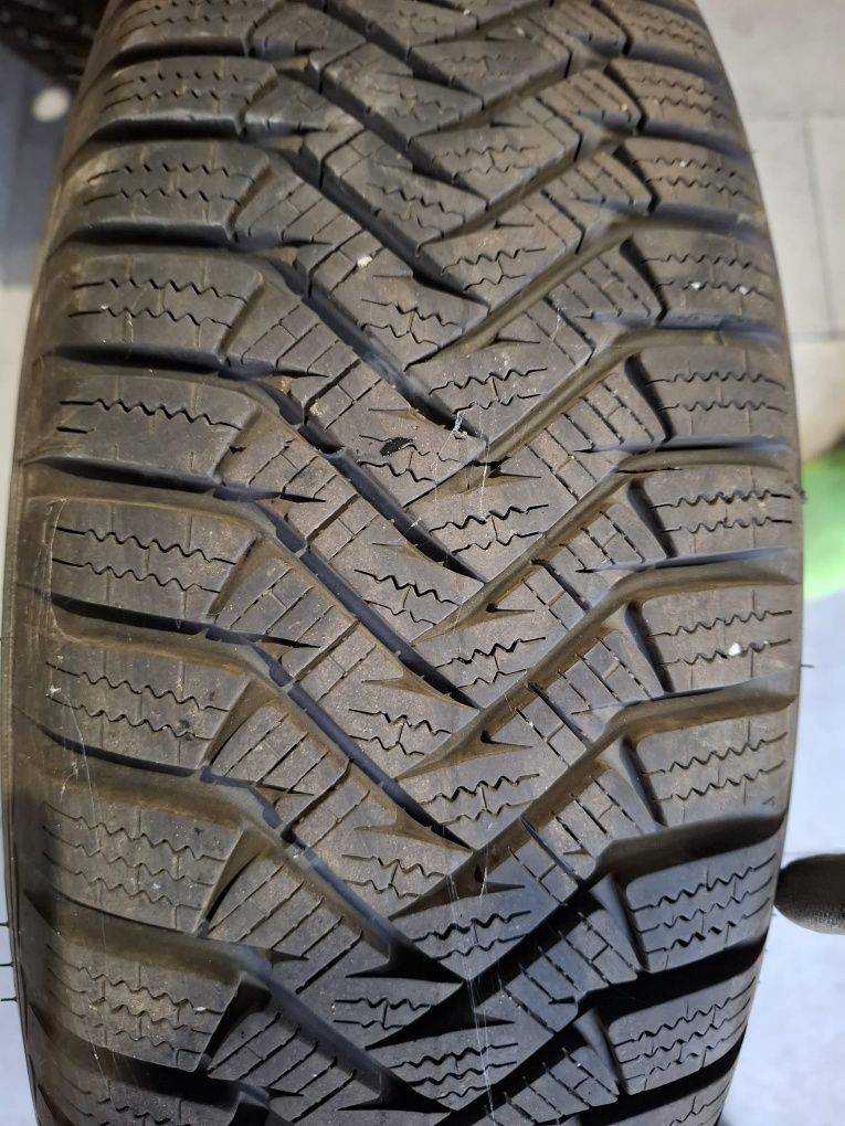 Opony zimowe 185/70R14
