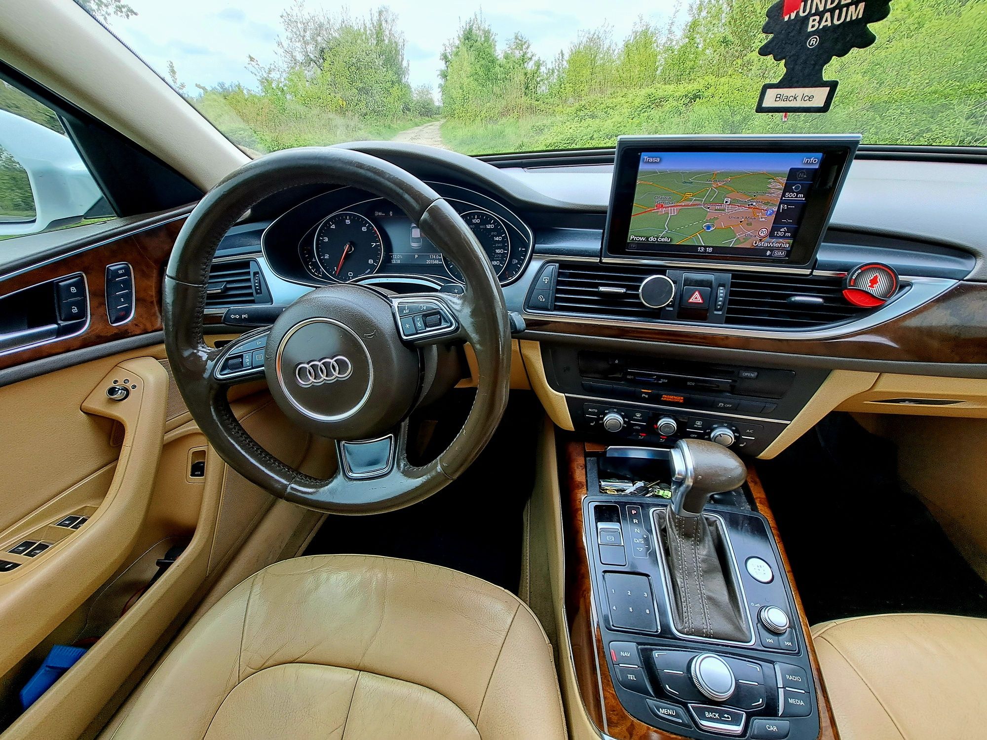 Audi A6  c7  2.0 tfsi łopatki przy kierownicy