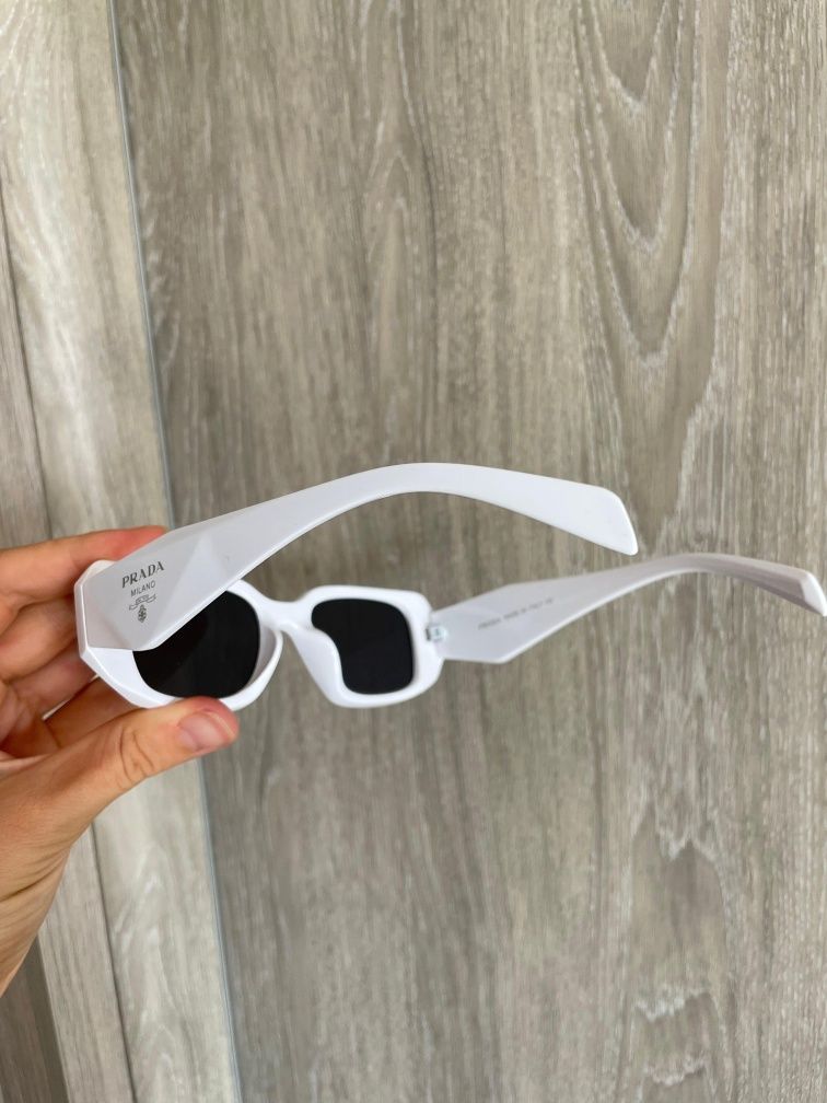 Nowe okulary przeciwstoneczne dla kobie style Prada