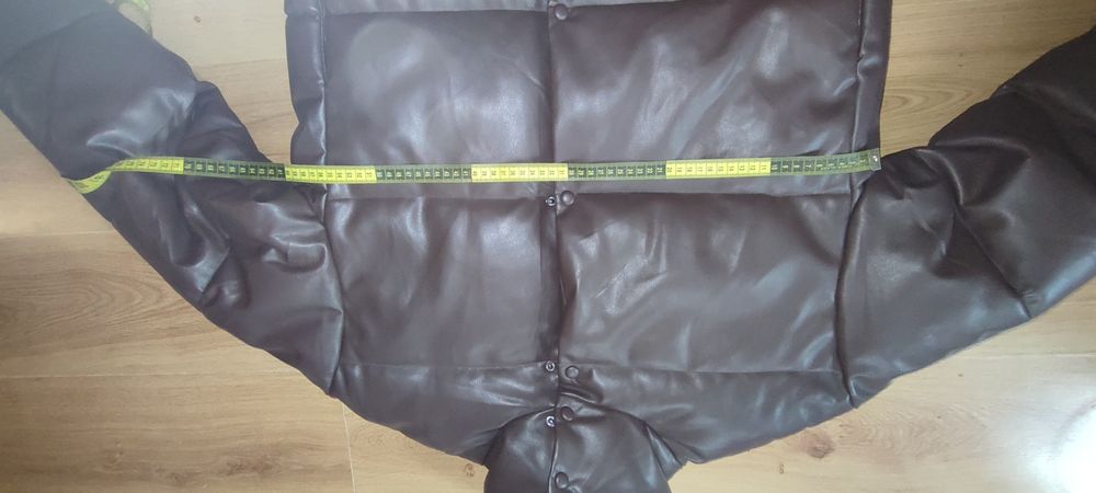 Зимова куртка з екошкіри