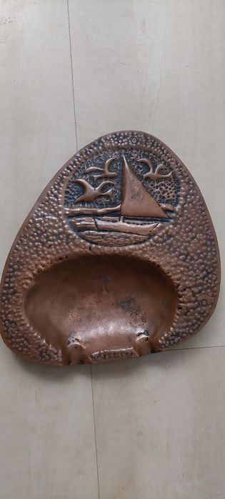 Bardzo stara miedziana popielnica