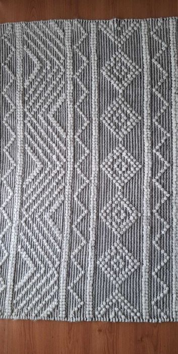 Tapete Preto e Branco  140x210