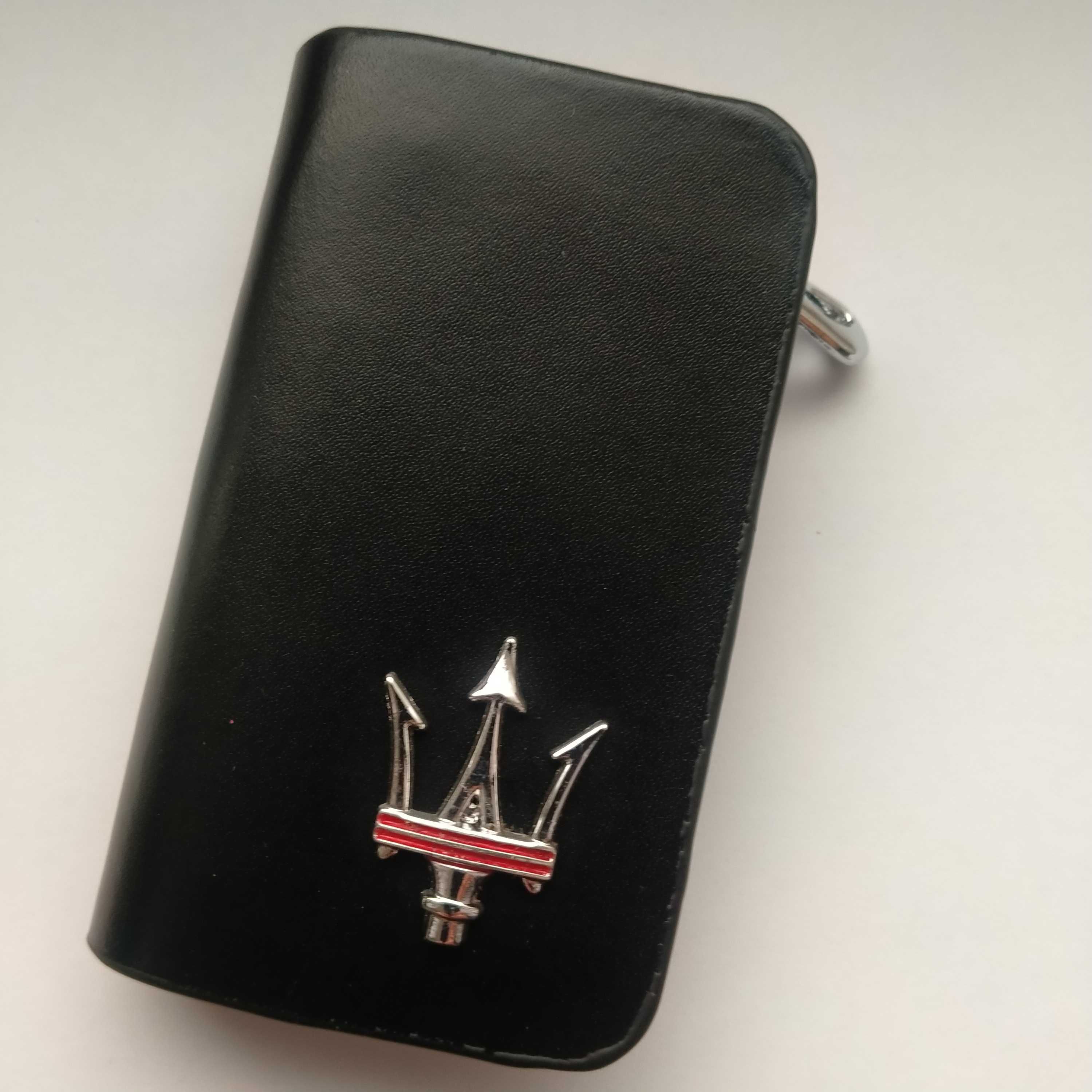 Maserati etui pokrowiec brelok breloczek zawieszka prezent