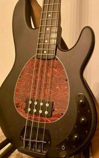 Gitara basowa Harley Benton Deluxe Series + wzmacniacz