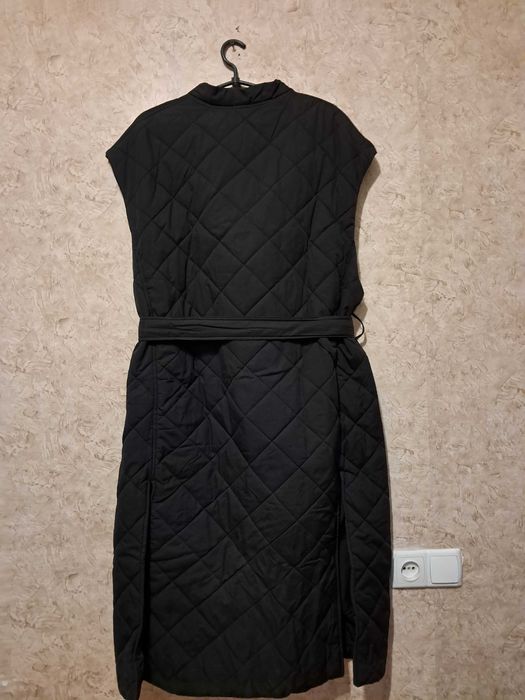 Желетка подовжена від H&M на розмір Л - ХЛ