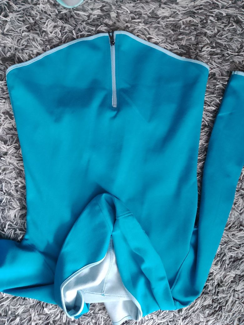 Bluza asymetryczna z kapturem