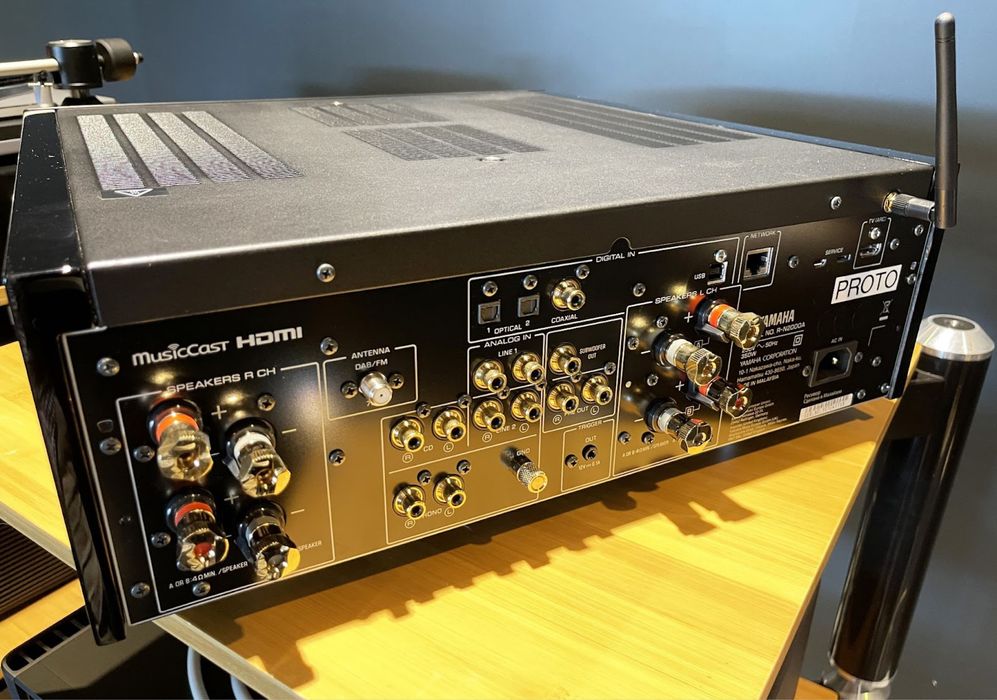 Стерео ресівери Yamaha RN2000A (rn600a,rn800a,rn1000a)нові