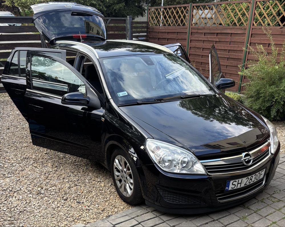 Opel Astra zapraszam