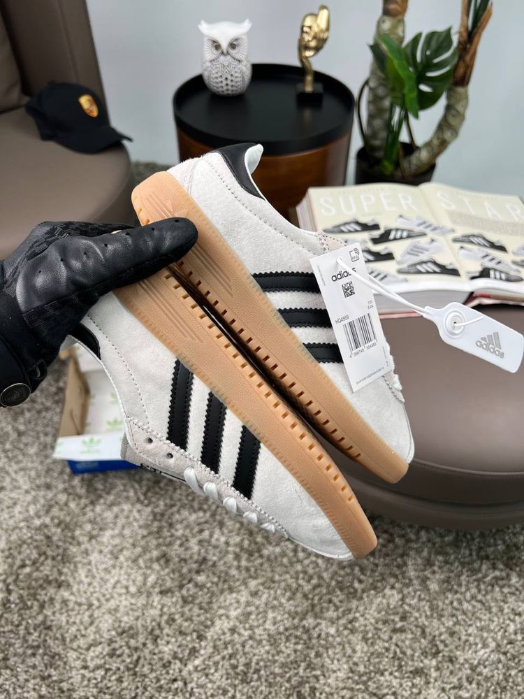 Жіночі кросівки адідас Adidas Originals Bermuda Light Grey Black