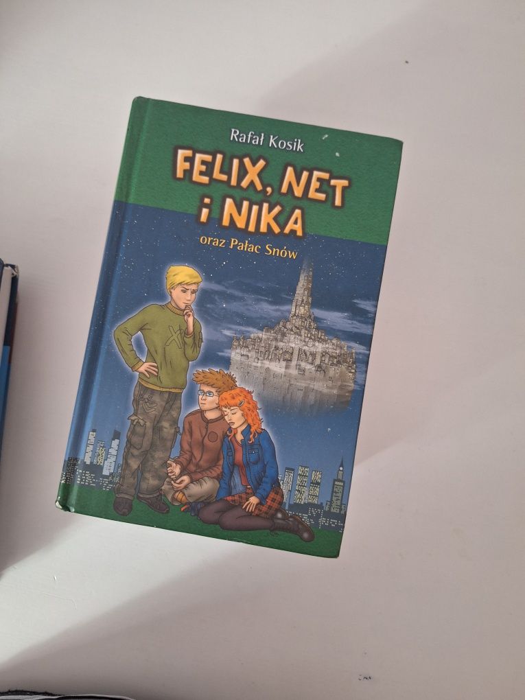 Felix, Net i Nika