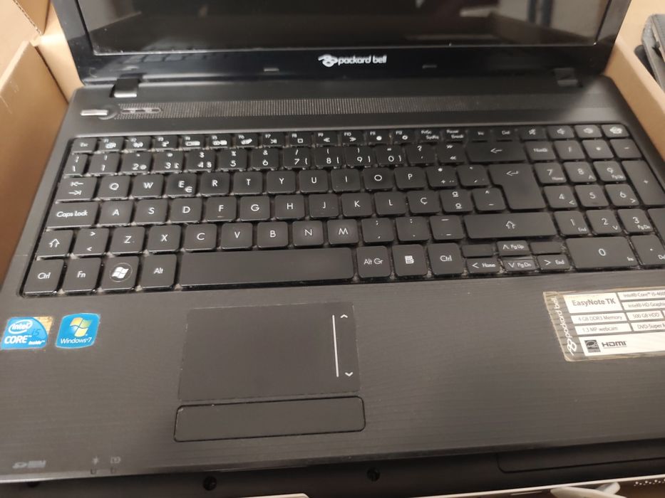 Portatil Acer Aspire 1640, Packard Bell e dois tablets