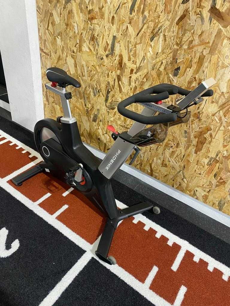 Indoor Cycling bike com consola