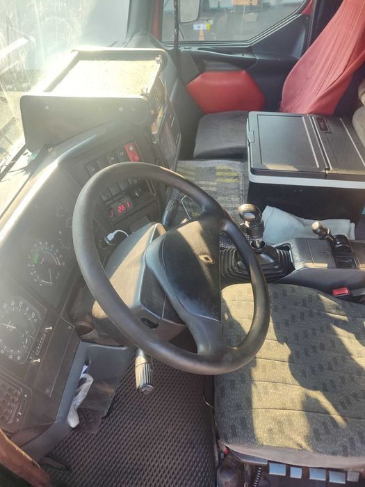 Продам вантажний автомобіль Renault Premium 400