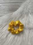 Gumka scrunchie do włosów żółta s