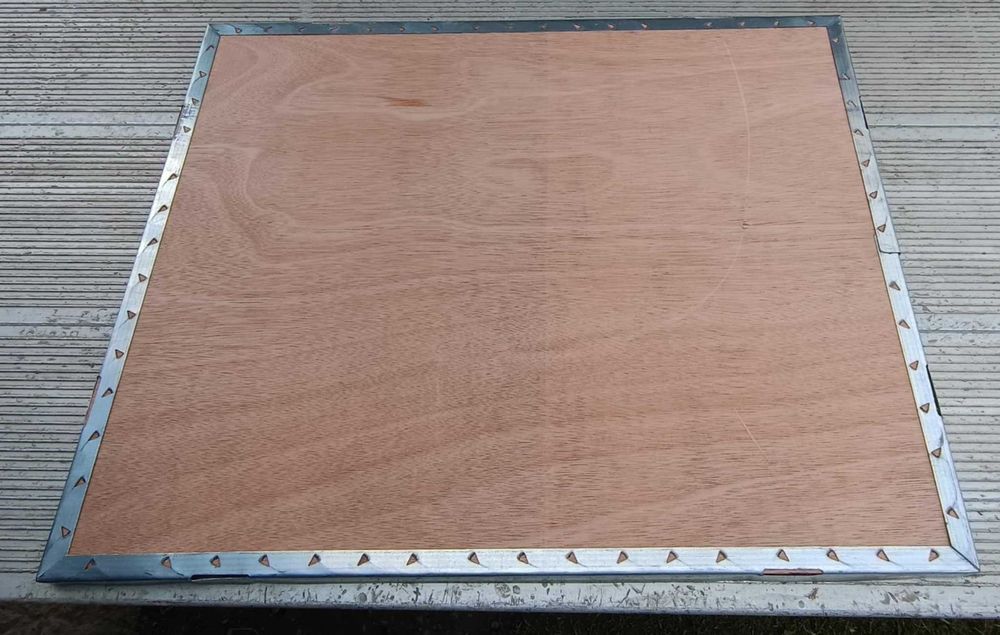 Sprzedam sklejki formatki 75cm x 62cm x 0.6cm